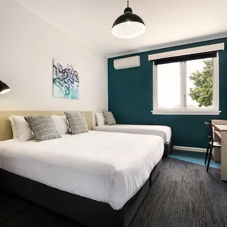Greenacre Hotel Sydney Room photo
